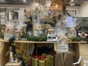 Vive Noël avec les paniers gourmands de la Ferme Sahouret !